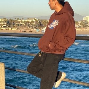 Meet your Posher, Carlos